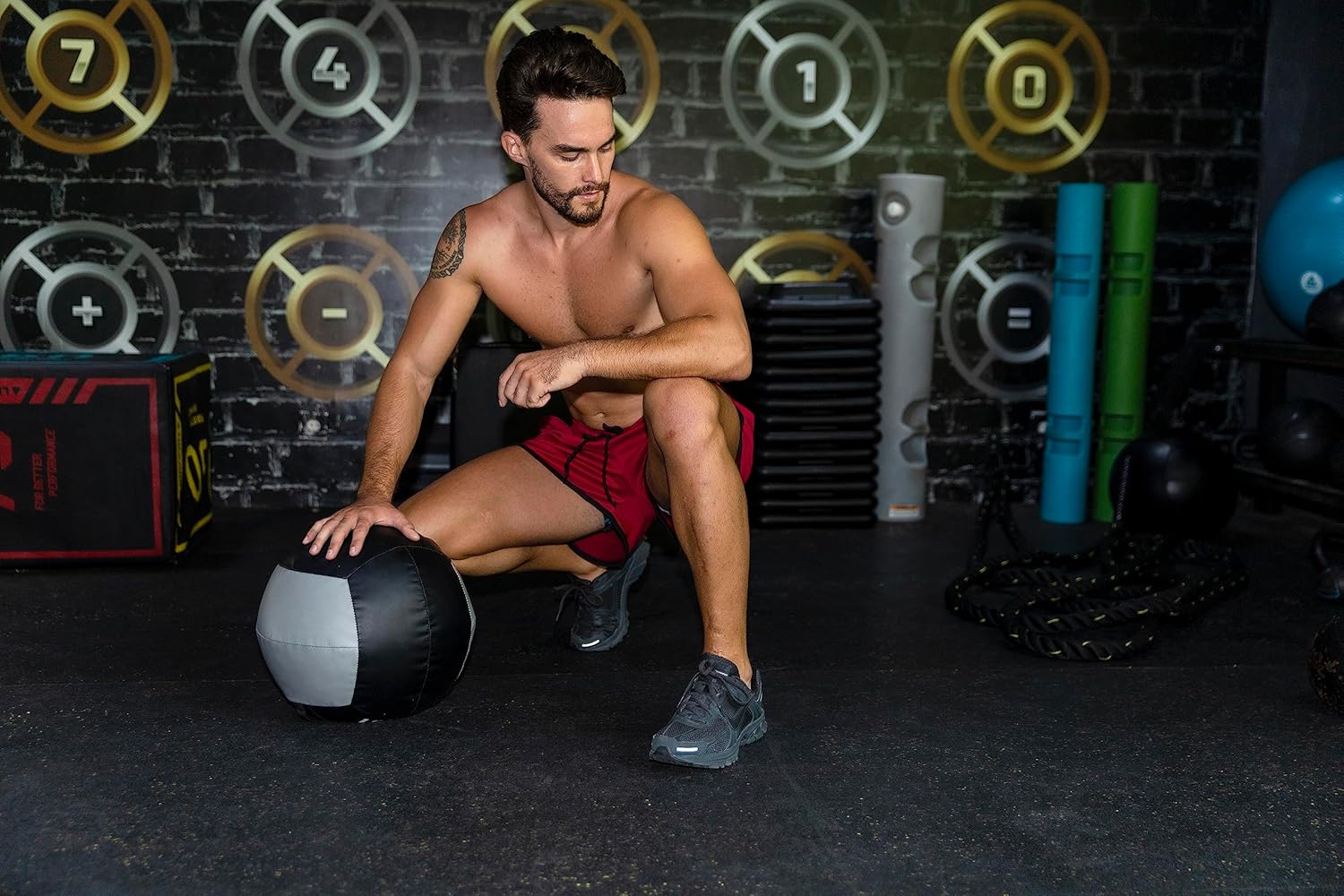 2 Pack Men’s Running Shorts Gym Training with Zip Pockets